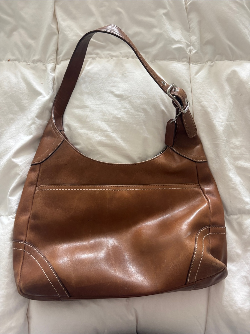 Leather Shoulder Bag in Brown